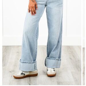 Vervet Super High Rise Light Wash Cuffed Baggy Wide Leg Jeans